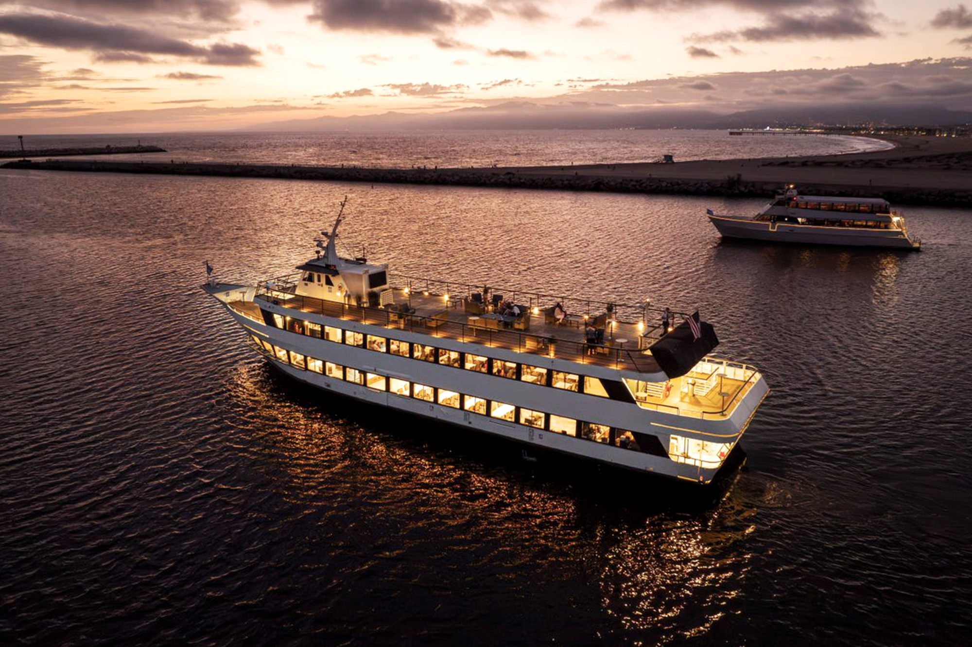 Dinner Cruise