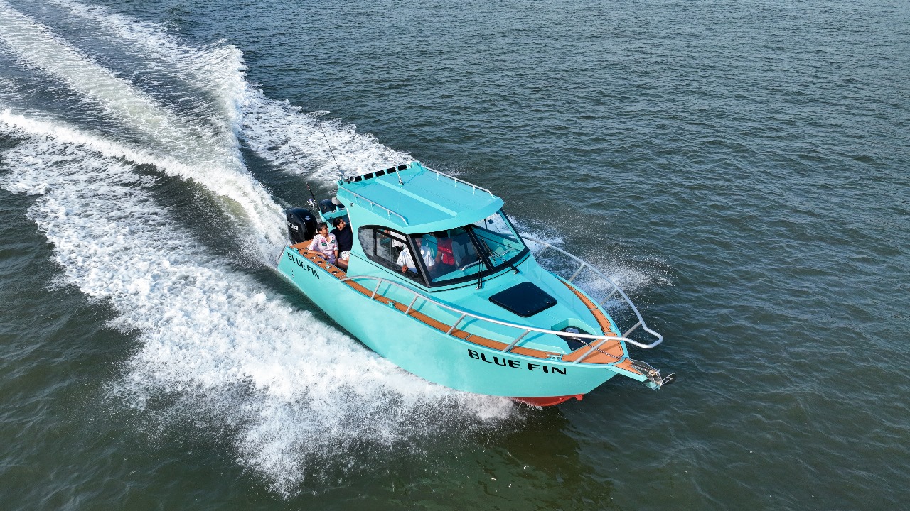 Bluefin Mini Yacht